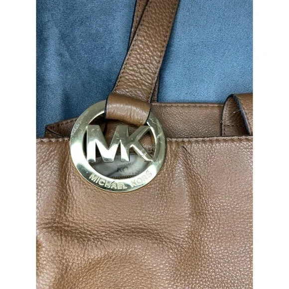 Michael Kors Fulton Large Leather East West Tote Bag luggage color - Picture 6 of 16